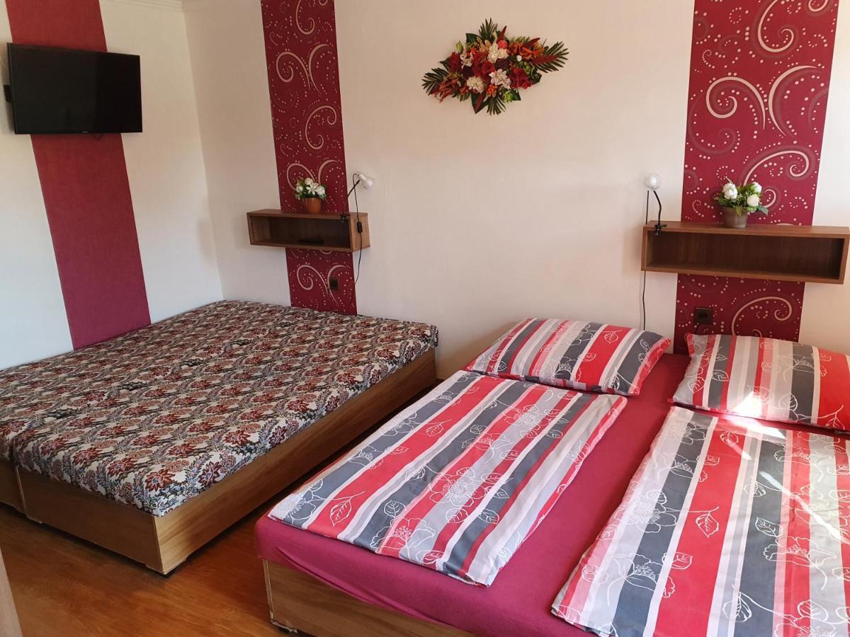 Privat U Jozefa Foeldesa *
